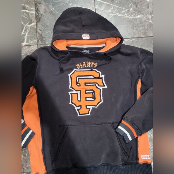 VINTAGE Hoodie - Picture 2 of 3